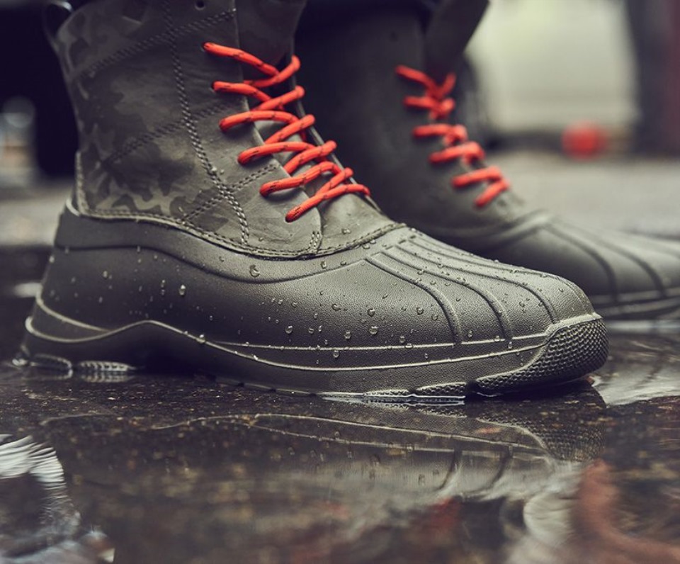 Bota Con Cordones Y Flotador De Pato Camo Sperry