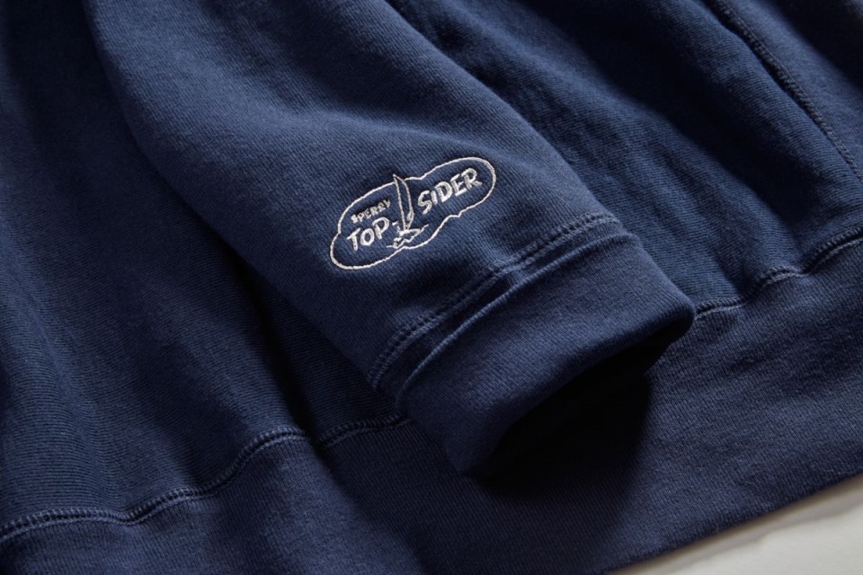 Sudadera Con Cuello Redondo Y Nube Hecha En EE. UU., Azul Marino Sperry